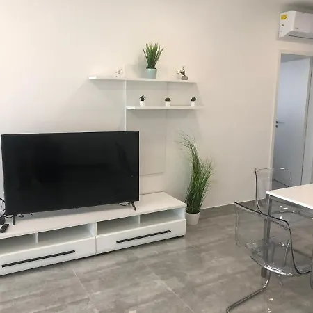 Front 아파트